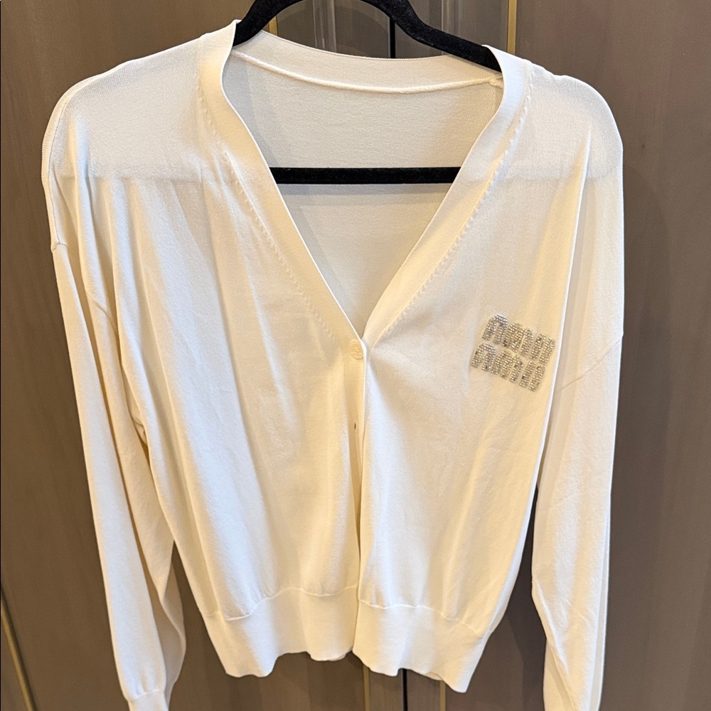 Cream Lightweight V-Neck Cardigan with Embellished Logo
